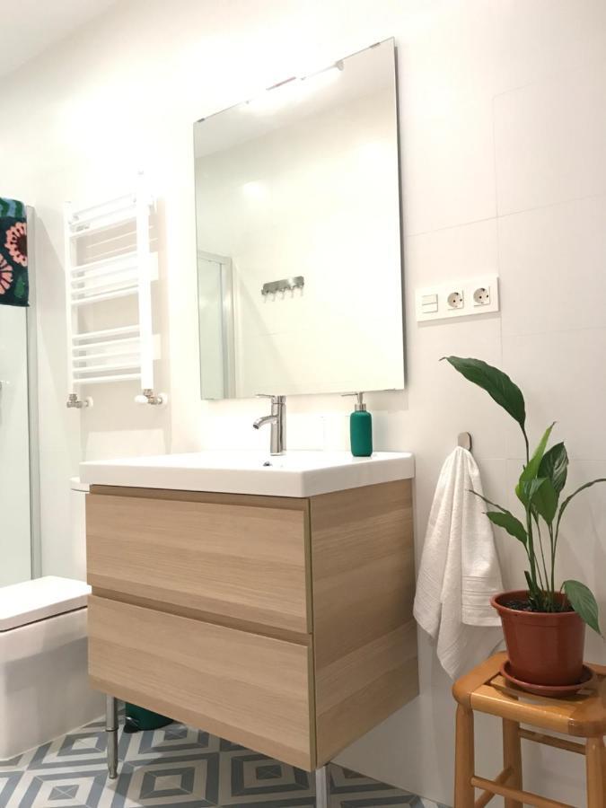 Trauko Flat Parking 12 Euros X Day Ebi01313 Apartman Bilbao Kültér fotó